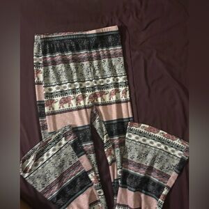 Patterned Leggings with Elephant Design